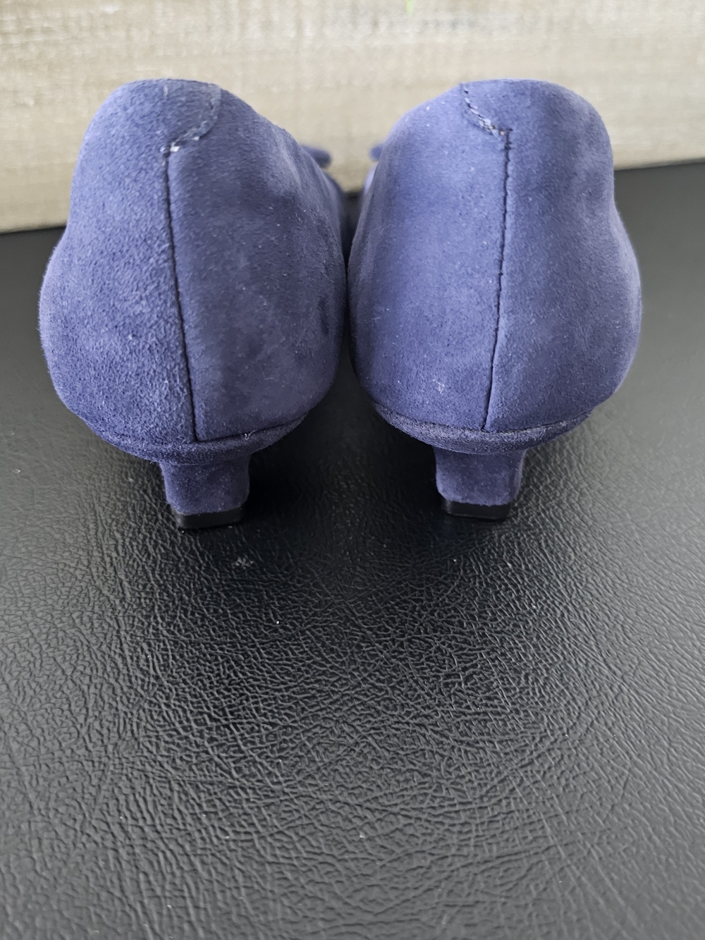 Söfft Navy Suede Pointed Toe Flats w/Square Buckle Retro Shoes Women's Sz 7 NWOB - Picture 3 of 9